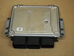Ford Fiesta MK7 - Computador Motor AV2112A650RE