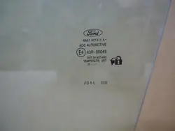 Ford Fiesta MK7 - Cristal Puerta Izquierda Delantera OE