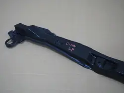 Toyota C-HR - Aislamiento del guardabarros delantero izquierdo 53828F4040