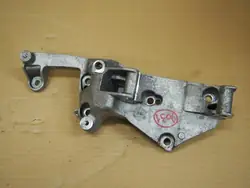 Citroen Peugeot Opel 1.2 THP - Soporte alternador 9809714680